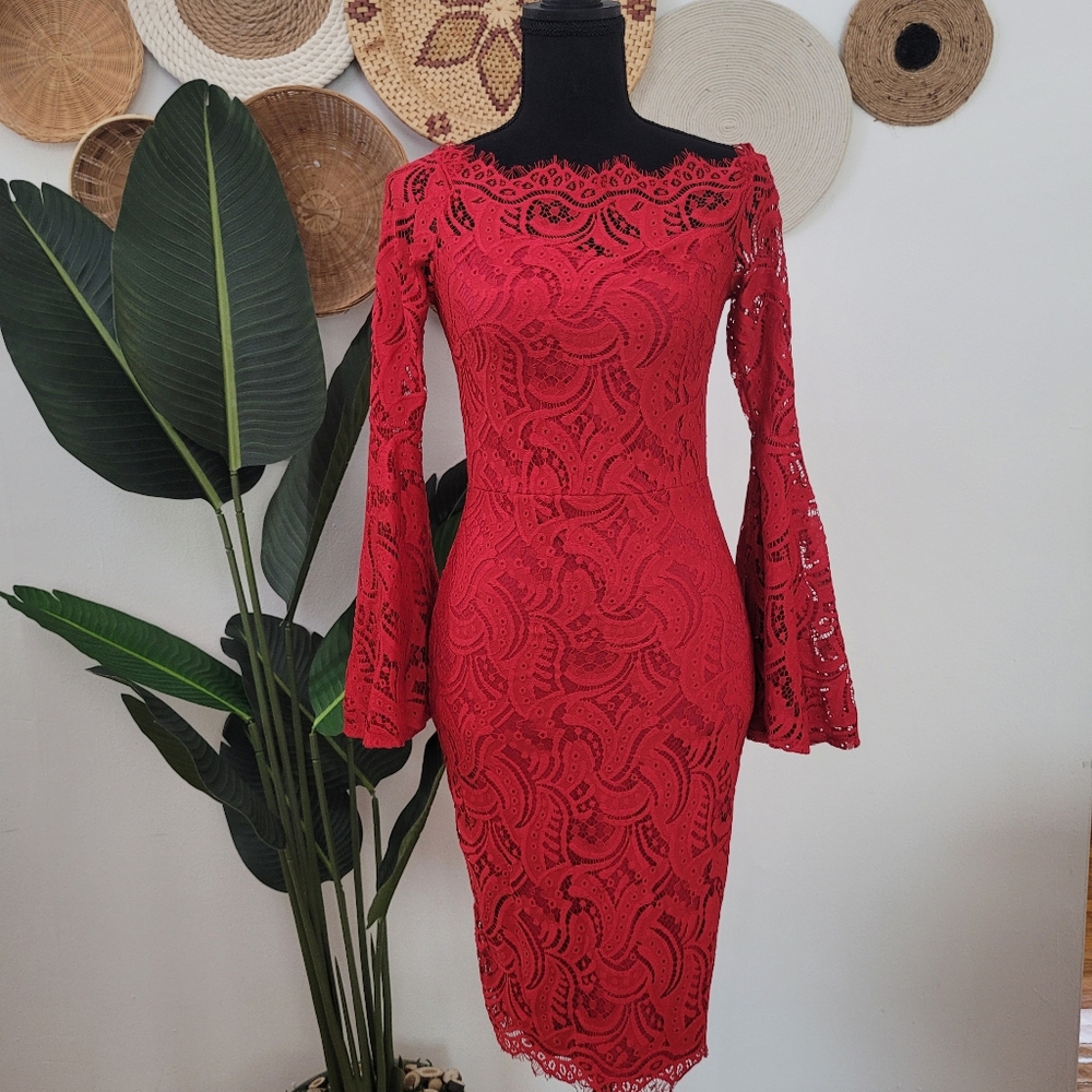 Off shoulder less red dress- small